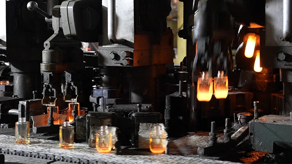 perfume bottle manufacturing