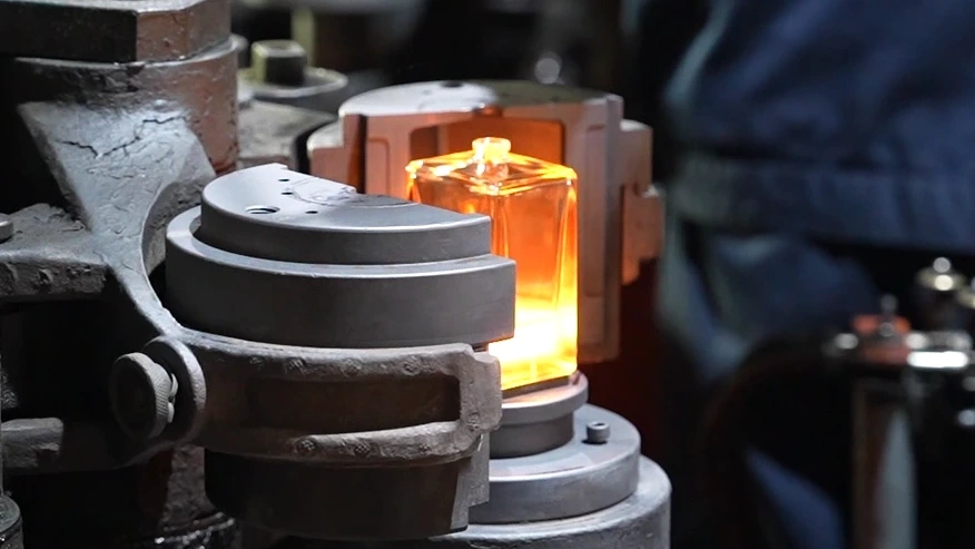 vesseluxe perfume bottle manufacturing